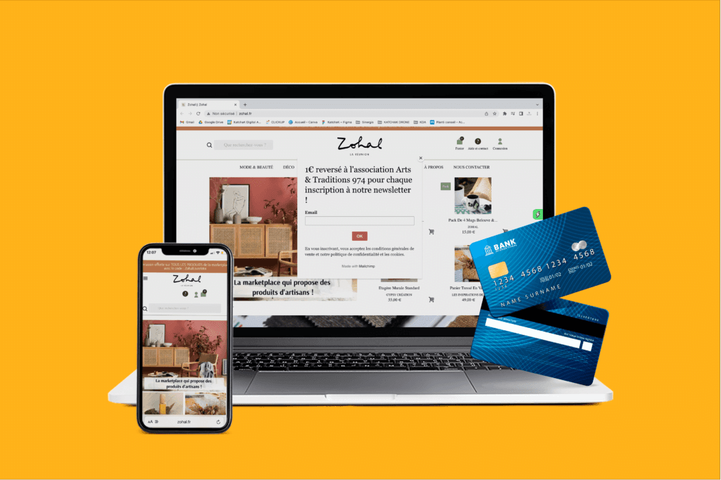 ordinateur avec site internet ecommerce